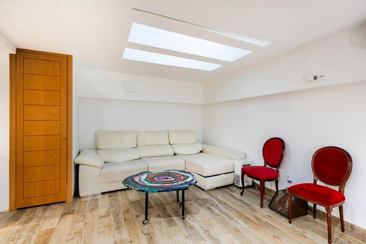 El Nido De La Cigueena Apartment อัลกาลาเดเอนาเรส ภายนอก รูปภาพ