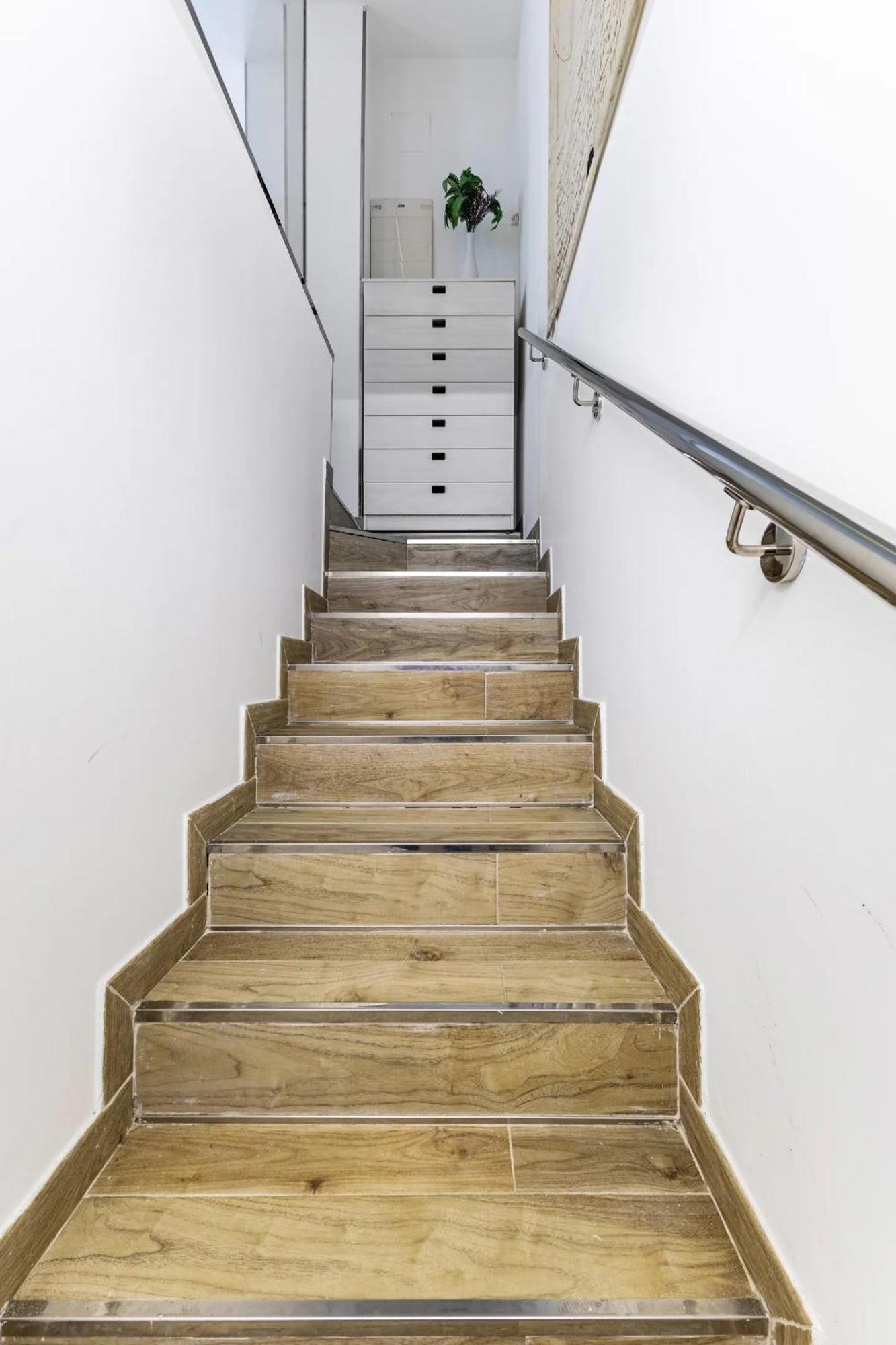 El Nido De La Cigueena Apartment อัลกาลาเดเอนาเรส ภายนอก รูปภาพ